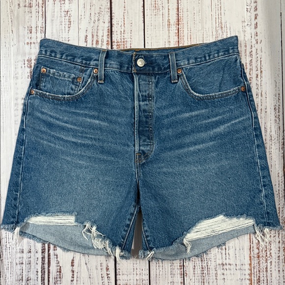 Levi's 501 Blue High Rise Mid Thigh Jean Shorts  32 NWOT - Picture 1 of 11